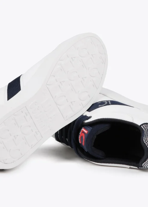 Sneakers brillantes de edición limitada - Lola Casademunt