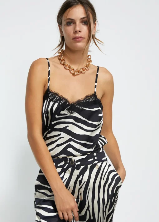 Top animal print