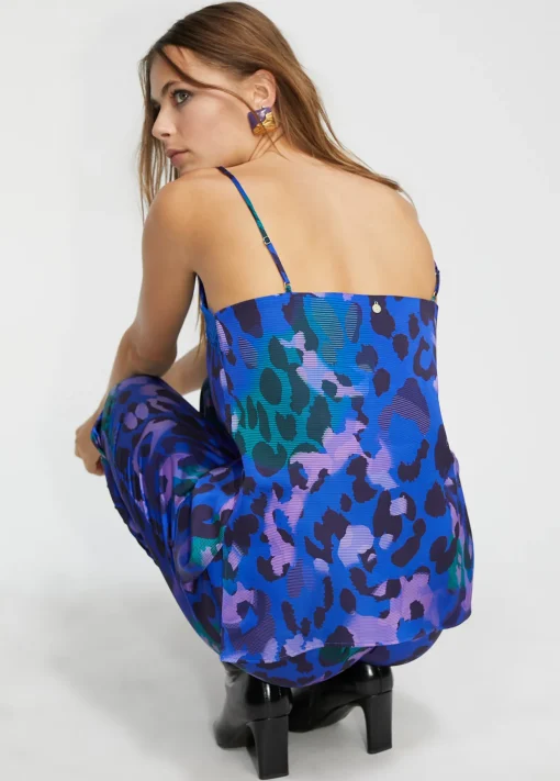 Top animal print