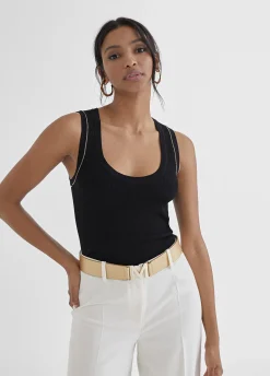 Top con detalle en lurex