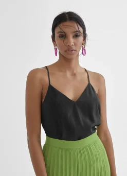 Top de escote pico
