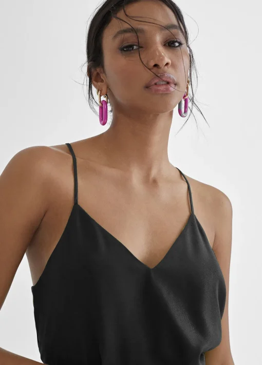 Top de escote pico
