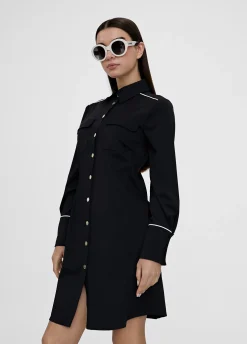 Vestido corto camisero ceñido