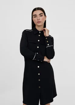 Vestido corto camisero ceñido
