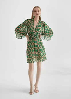 Vestido corto fluido estampado
