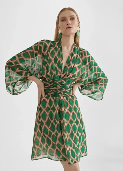 Vestido corto fluido estampado