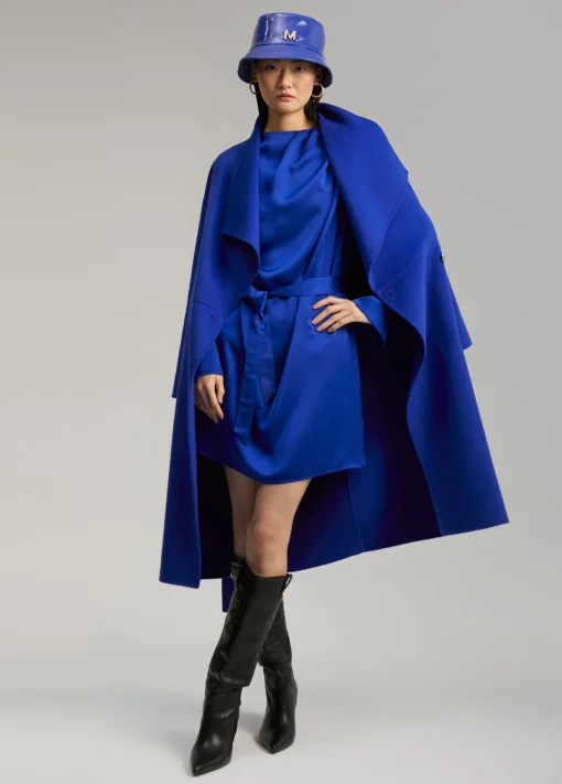 Vestido corto satinado