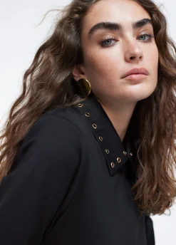 Vestido detalle eyelets