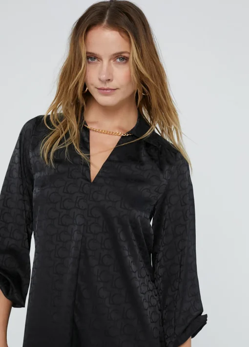 Vestido estampado logo