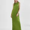 Vestido largo efecto plisado