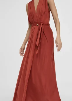 Vestido largo escote pico