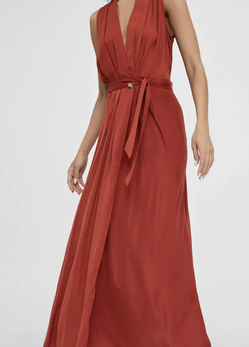 Vestido largo escote pico