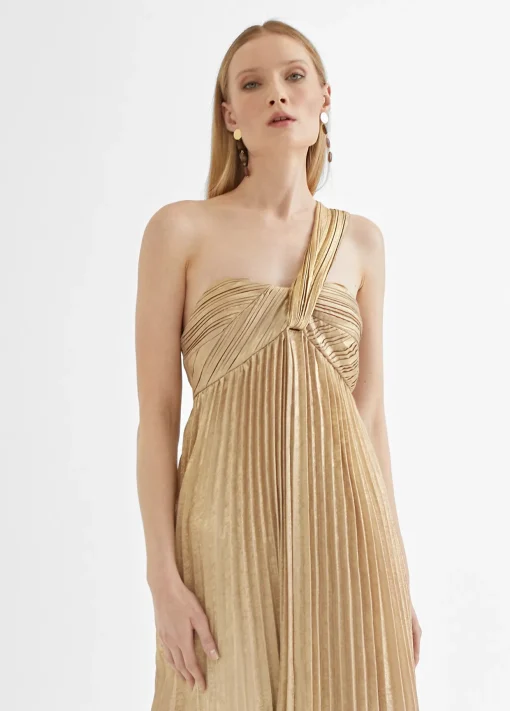 Vestido largo plisado tirante