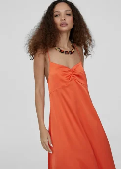 Vestido largo tipo lencero