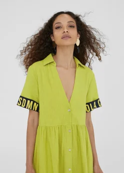 Vestido midi de volantes