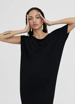 Vestido midi fruncido