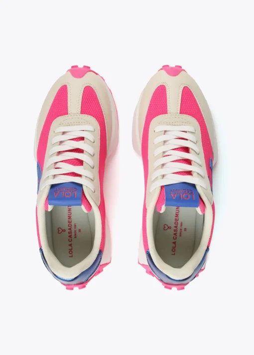 Zapatillas deportivas azul y rosa flúor