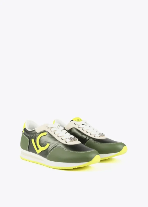 Zapatillas deportivas verdes y lima