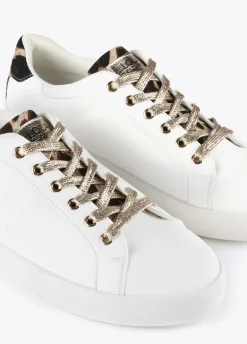 Zapatillas tipo sneakers detalles animal print