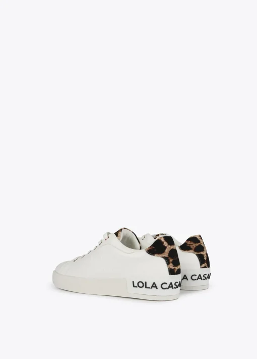 Zapatillas tipo sneakers detalles animal print