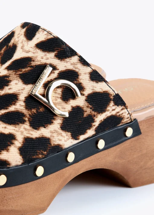 Zueco con estampado animal